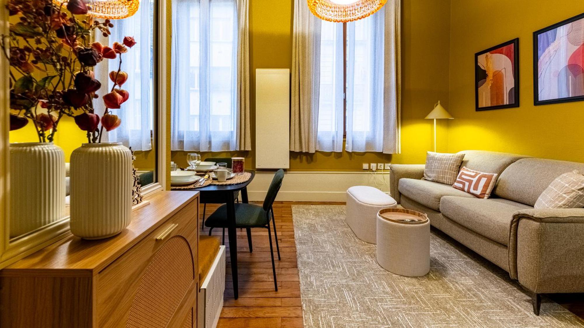 Appartement La Belle Jeannine - T2 40 M2 - Calme, Central, De Gamme, Equipe Dijon